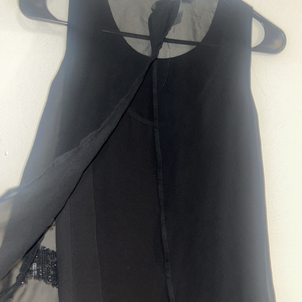 Modest top - Picture 3 of 5